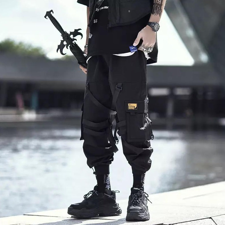 TO Intertwined Straps Cargo Pants