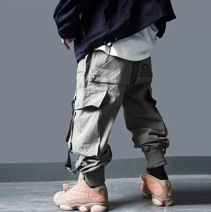 TO Oversized Multi-Pockets Elastic Streetwear Pants