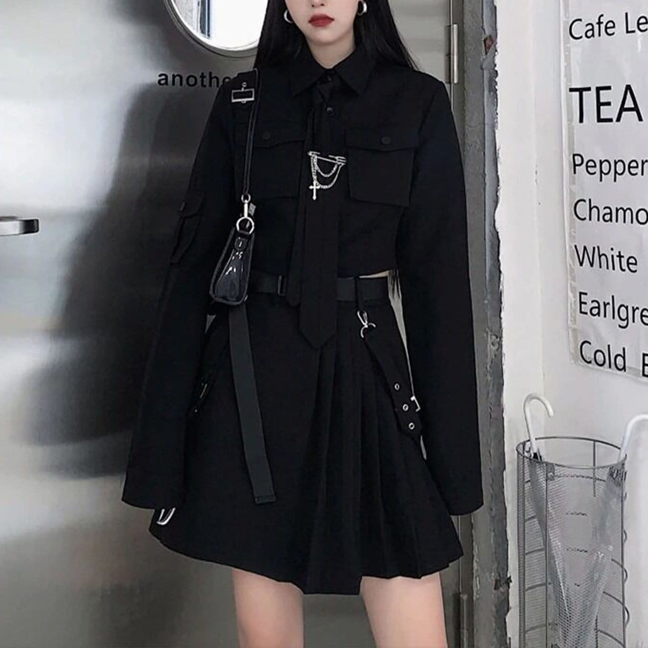 TO Dark Gothic Exposed Waist Skirt Suit