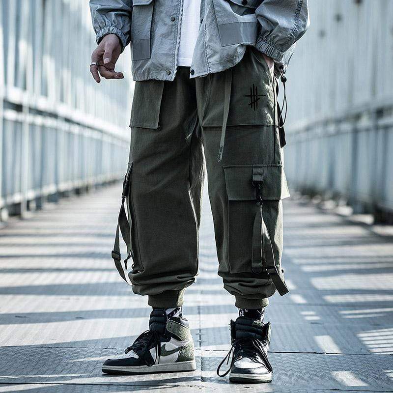 TO Streamer Buckle Cargo Pants