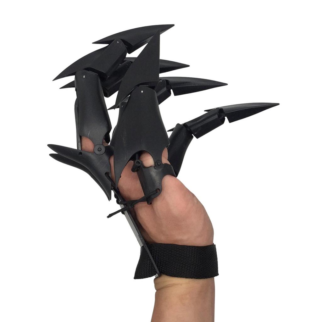 TO Detachable Knuckle Hand Dragon Claws