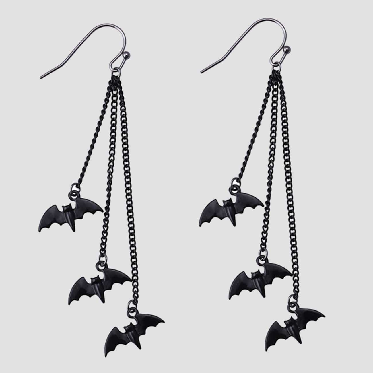 TO Punk Vintage Chain Bat Earrings