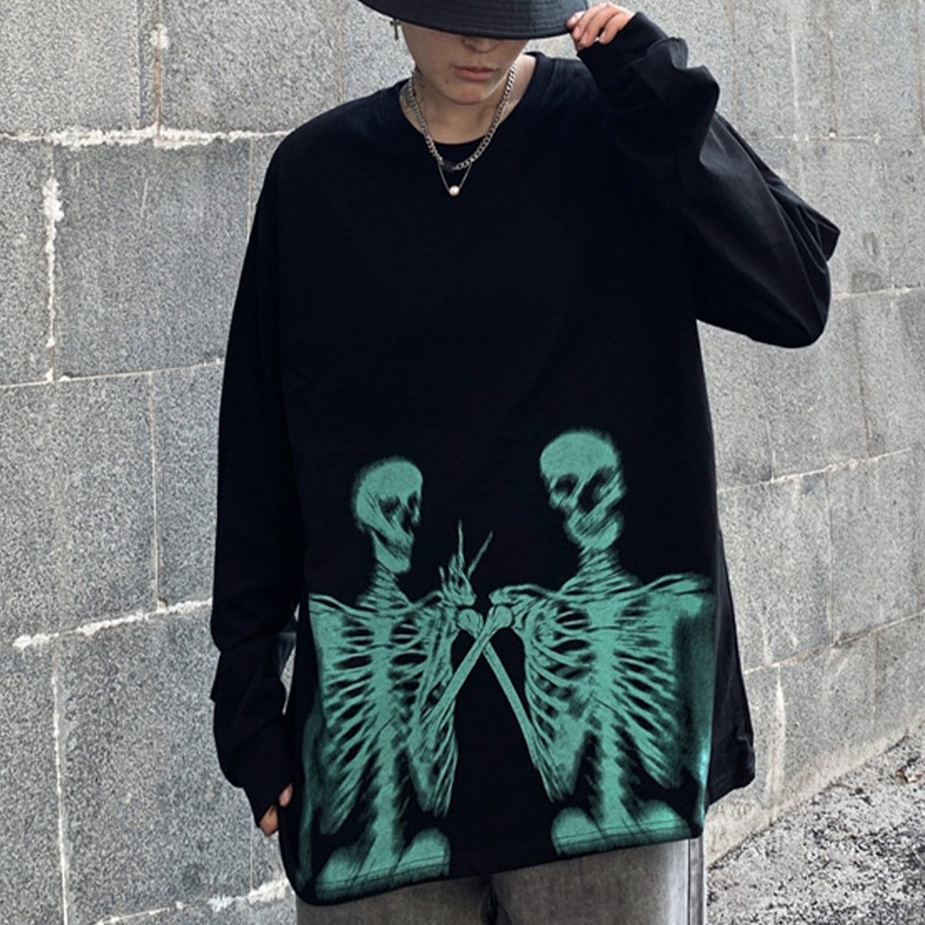 TO Dark Skeleton Taking Pictures Sweatshirt