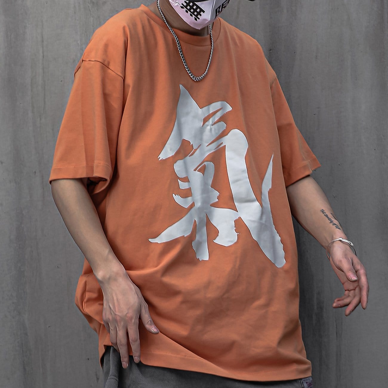 TO Functional Chinese Printed Tee