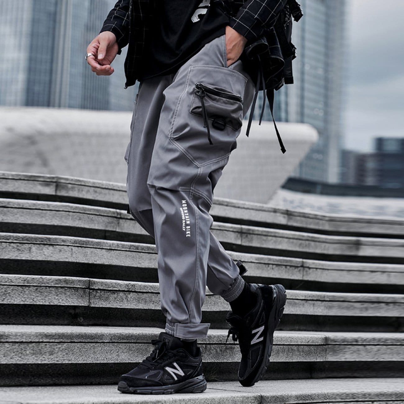 TO Function Bright Line Zipper Pockets Velcro Cargo Pants