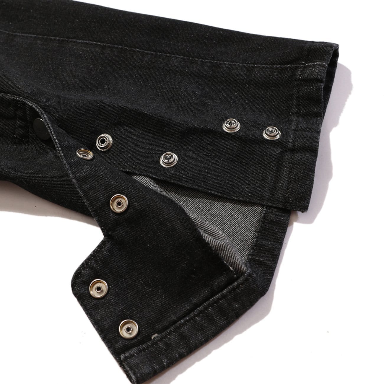 TO Functional Zipper Pockets Jeans