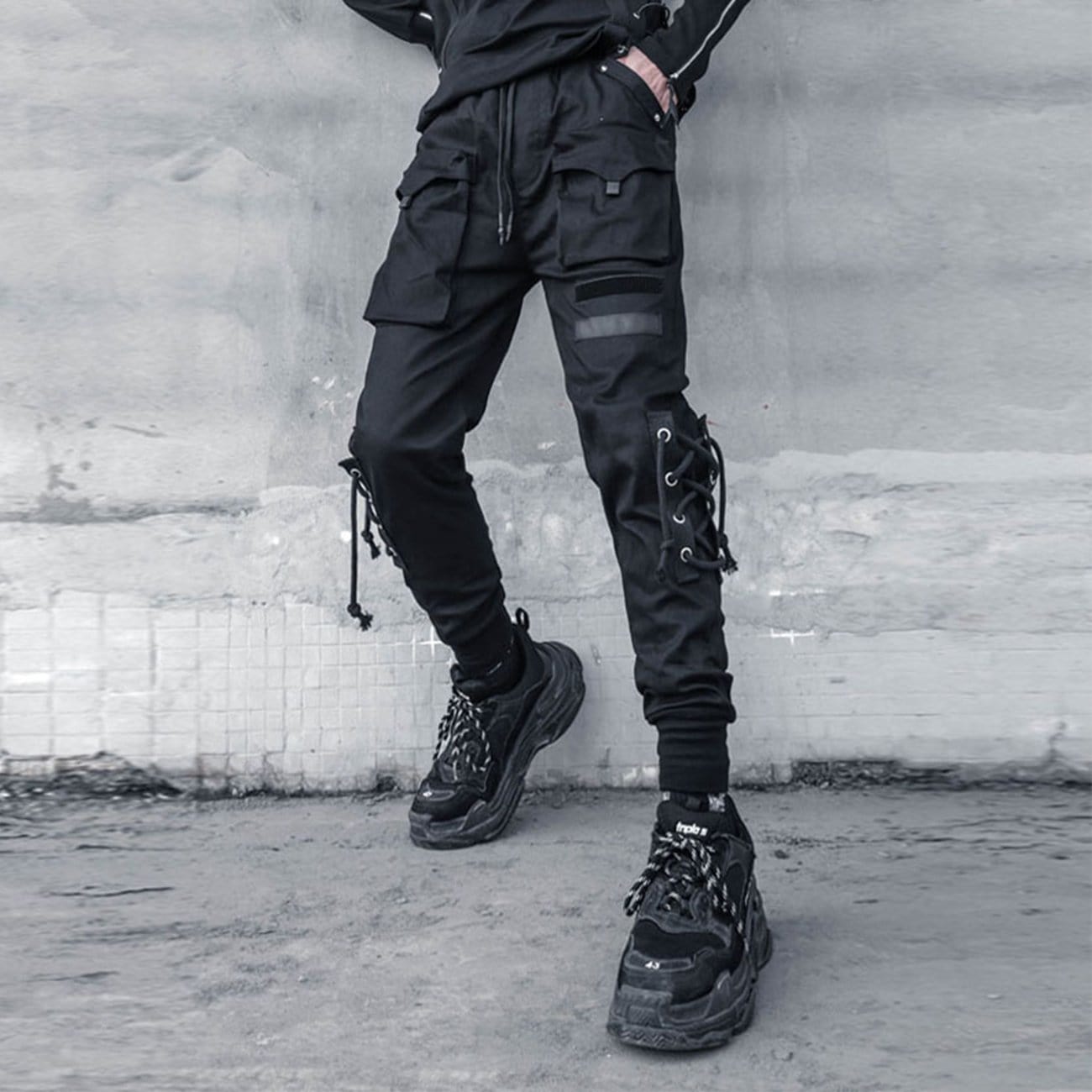 TO Personality Straps Cargo Pants