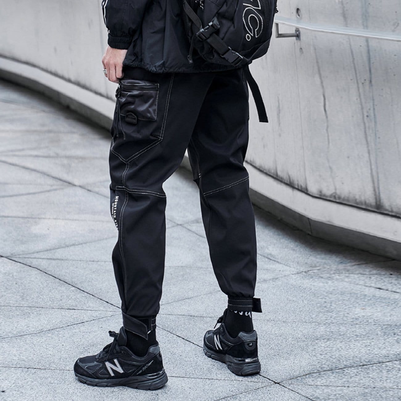 TO Function Bright Line Zipper Pockets Velcro Cargo Pants