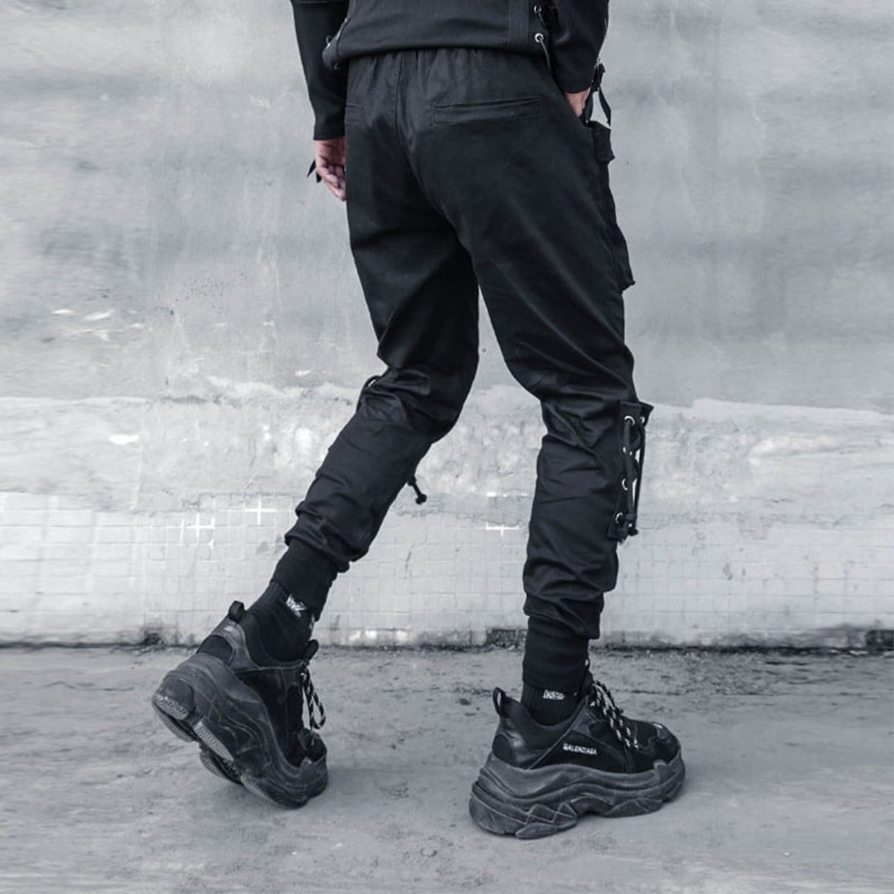 TO Personality Straps Cargo Pants