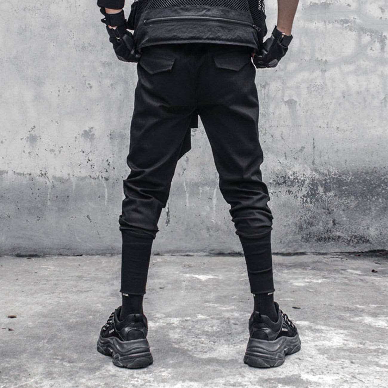 TO Dark Removable Pocket Cargo Pants